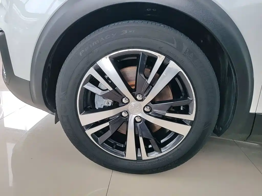Peugeot 5008 — миниатюра 23