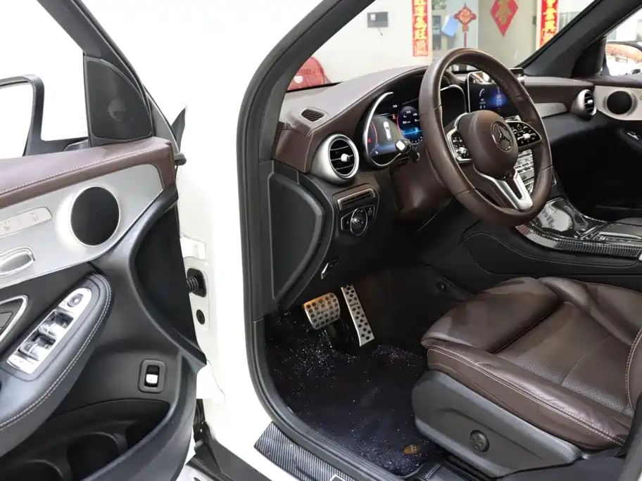Mercedes-Benz GLC — миниатюра 9