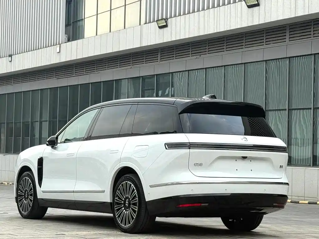 NIO ES8 — миниатюра 14