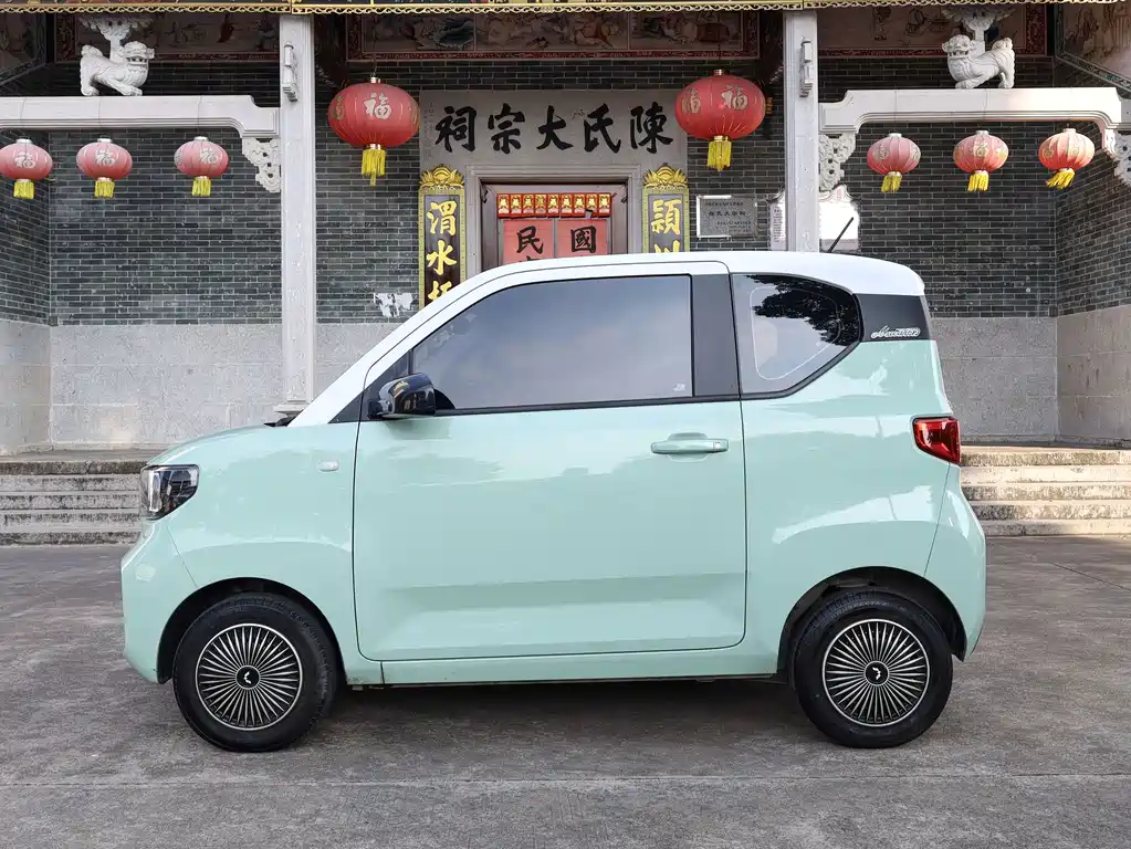 Wuling MINIEV — миниатюра 10