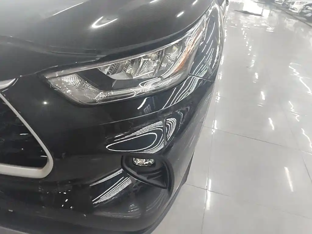 Toyota Highlander — миниатюра 24