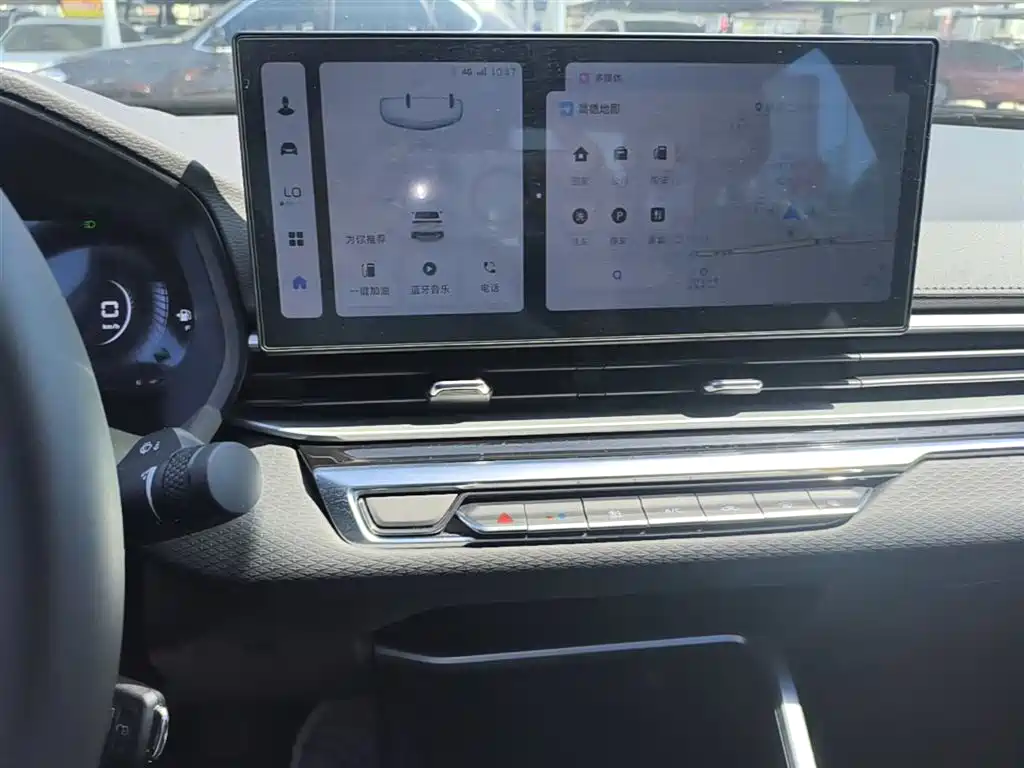 Geely Emgrand 2023 4 Champion 1.5L MT Luxury