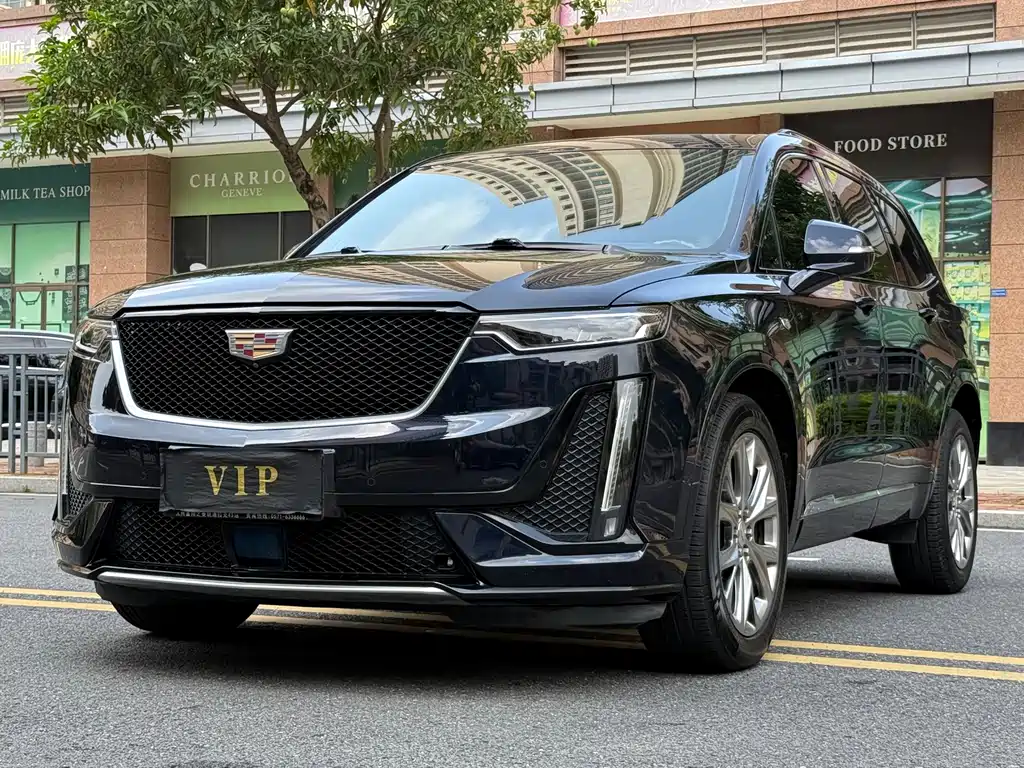 Купить Cadillac XT6