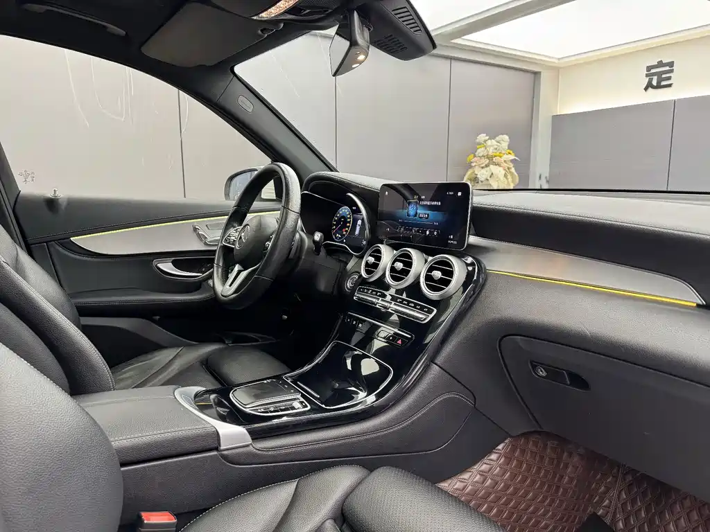 Mercedes-Benz GLC — миниатюра 7