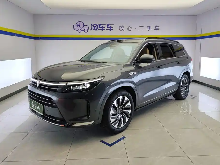 AITO M7