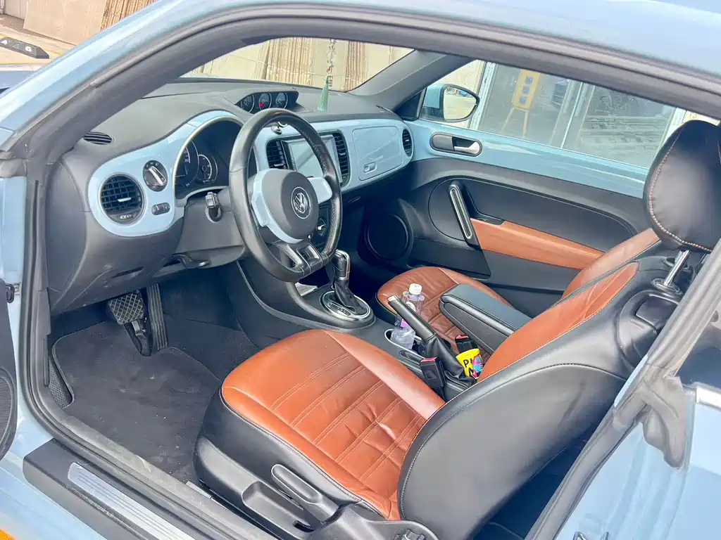 Volkswagen Beetle — миниатюра 7