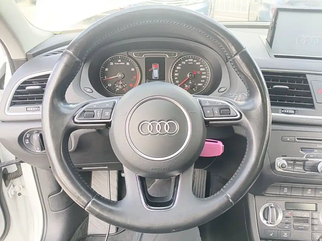 Audi Q3 — миниатюра 11