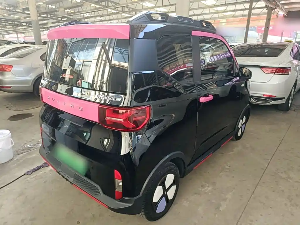 Wuling MINIEV — миниатюра 7