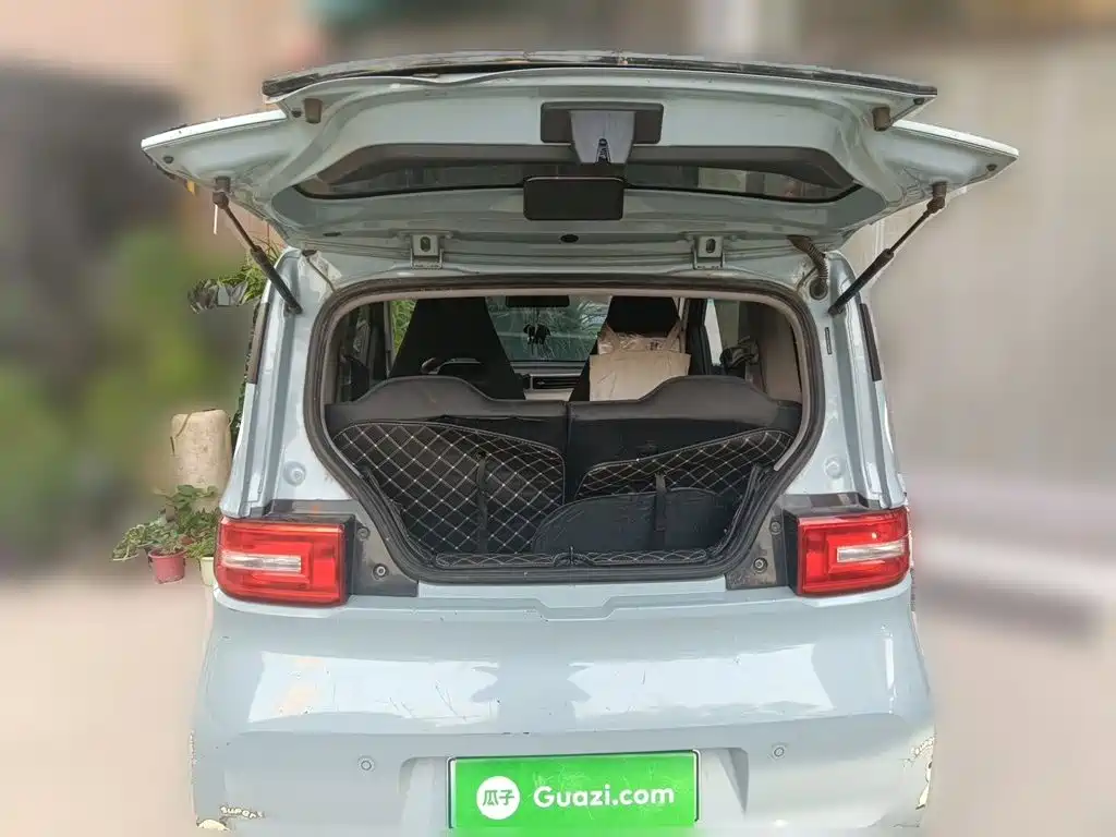 Wuling MINIEV — миниатюра 10
