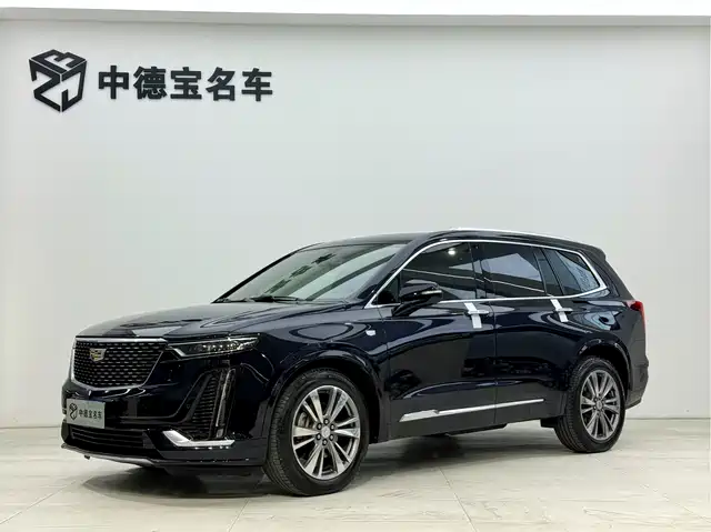 CADILLAC XT6