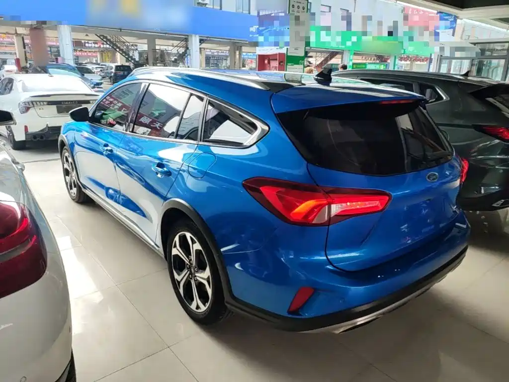 Ford Focus — миниатюра 5