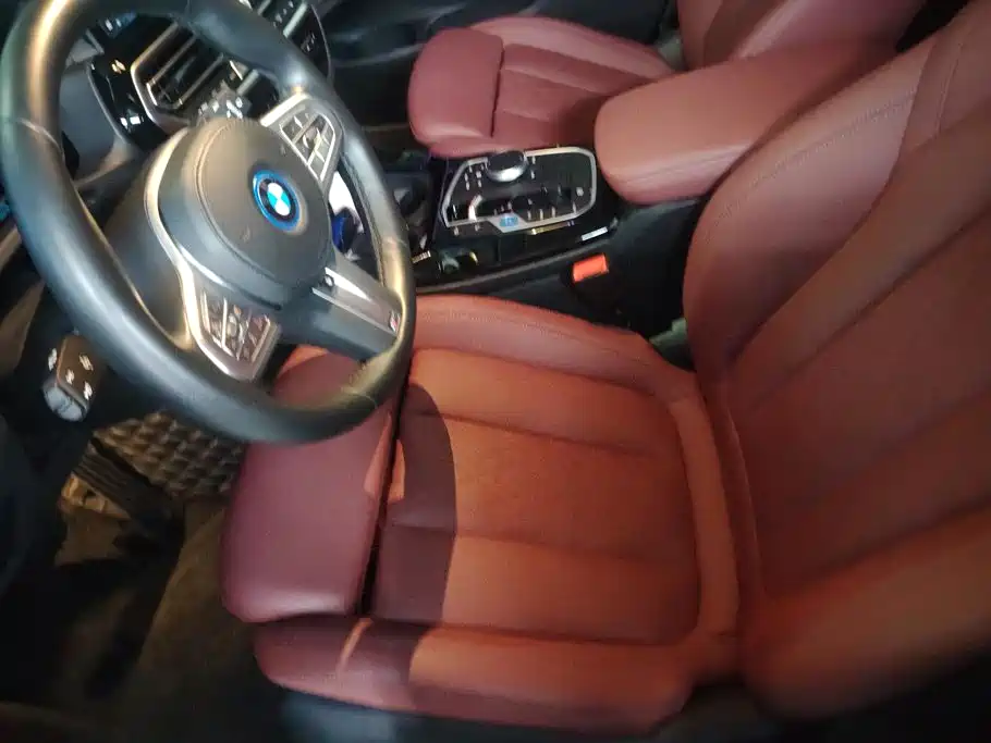 BMW iX3 2023 Lead