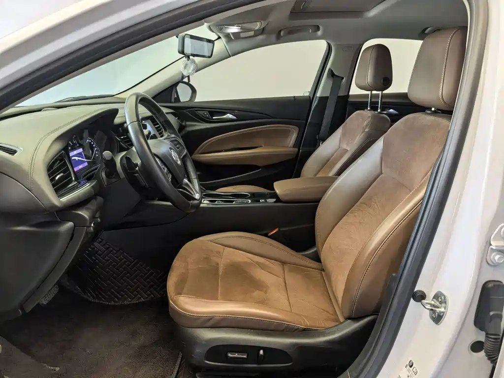 Buick Regal — миниатюра 14
