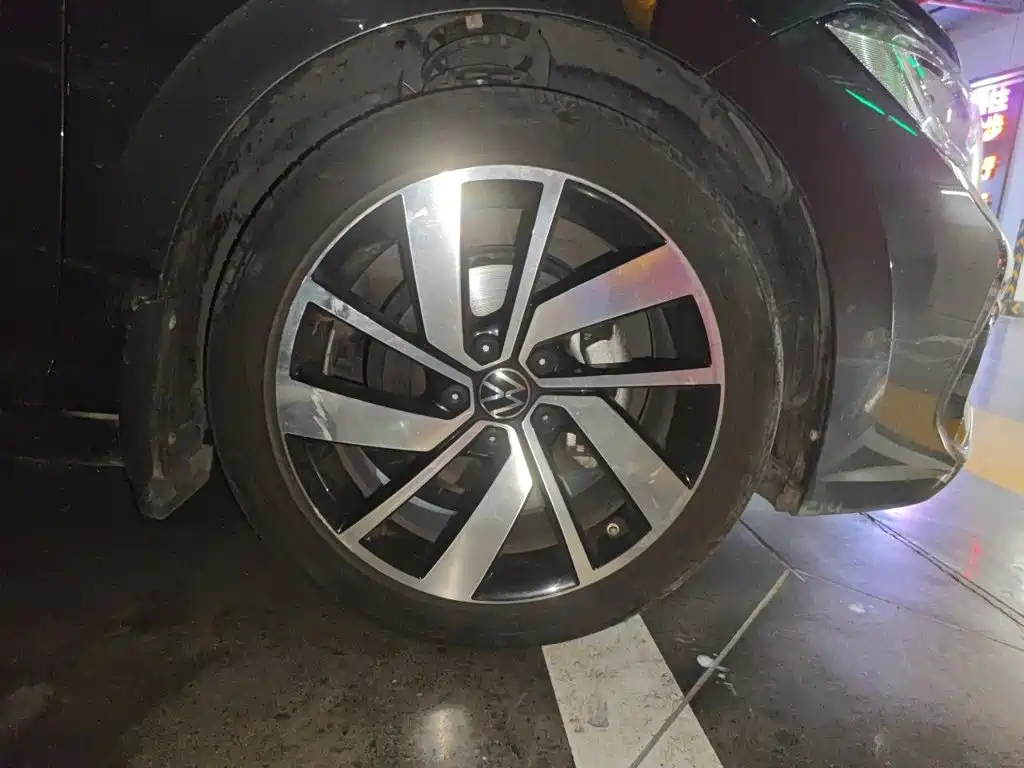 Volkswagen Sagitar — миниатюра 24