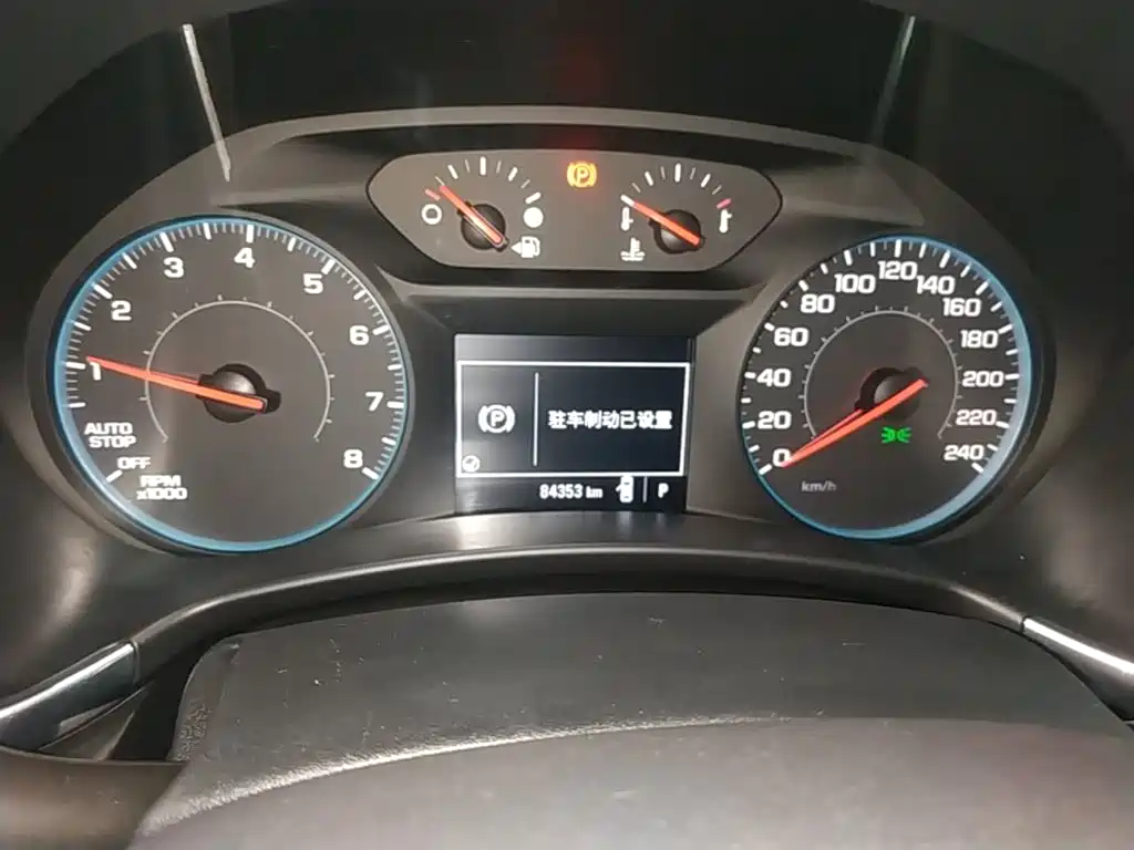 Chevrolet Equinox — миниатюра 12