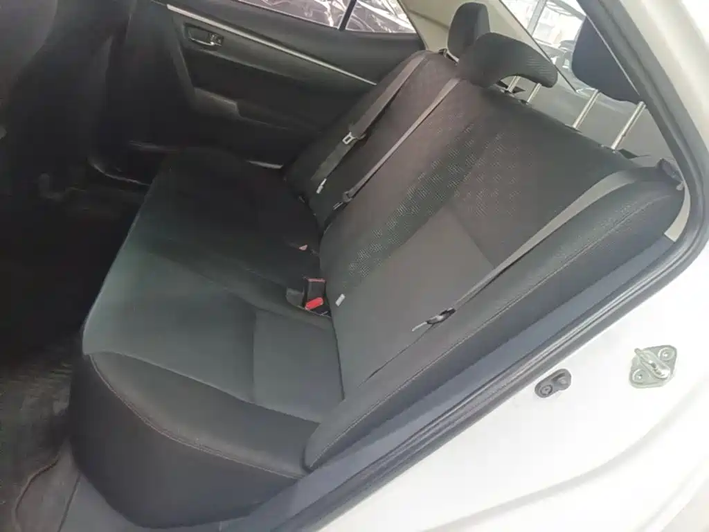 Toyota Corolla — миниатюра 17