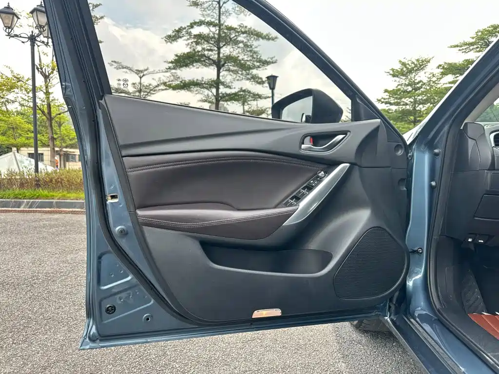 Mazda Atenza — миниатюра 4