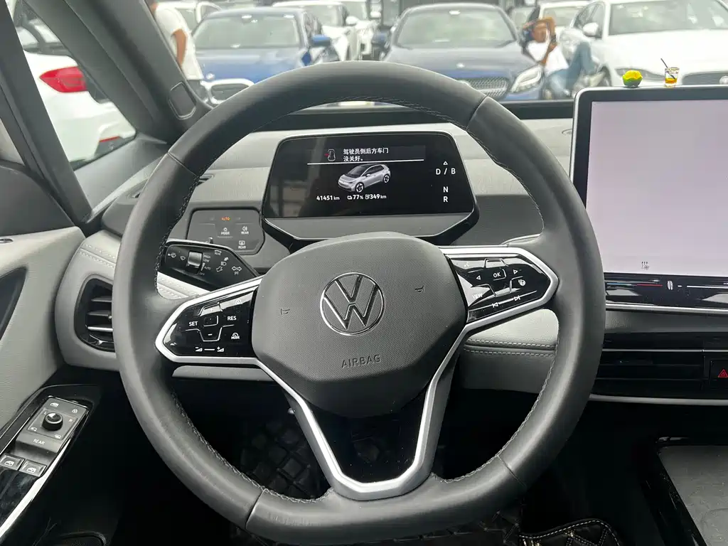 Volkswagen ID.3 — миниатюра 8
