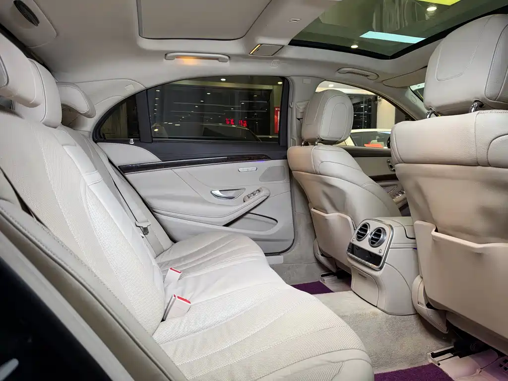 Mercedes-Benz S-Class — миниатюра 15