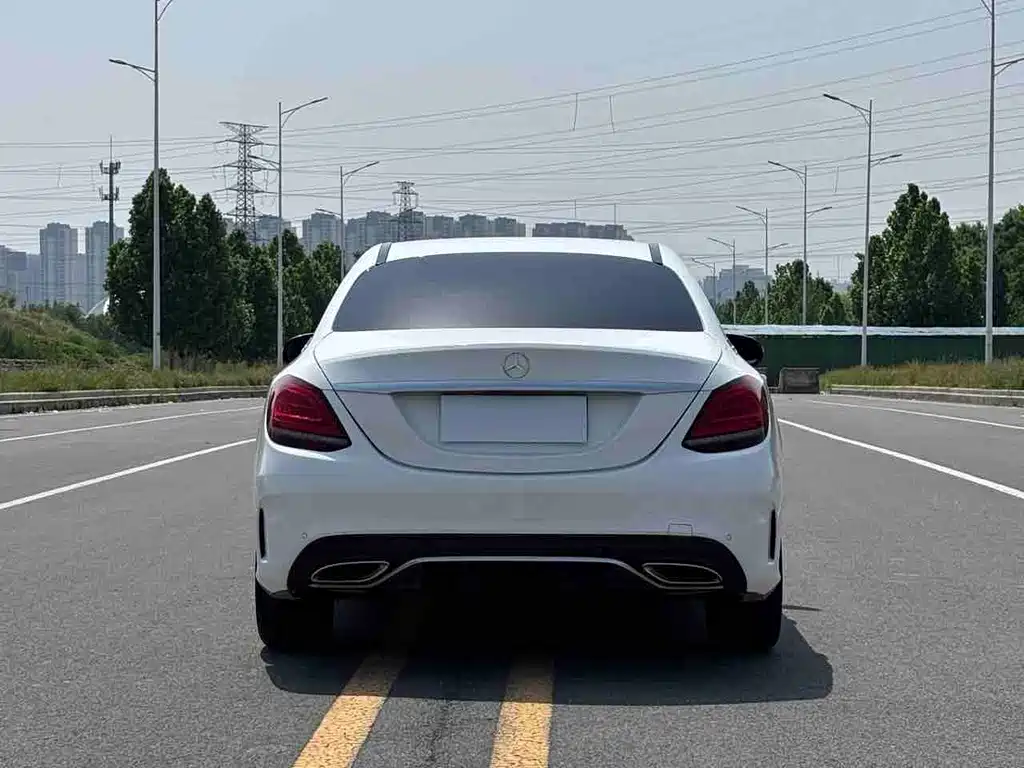 Mercedes-Benz C-Class — миниатюра 18