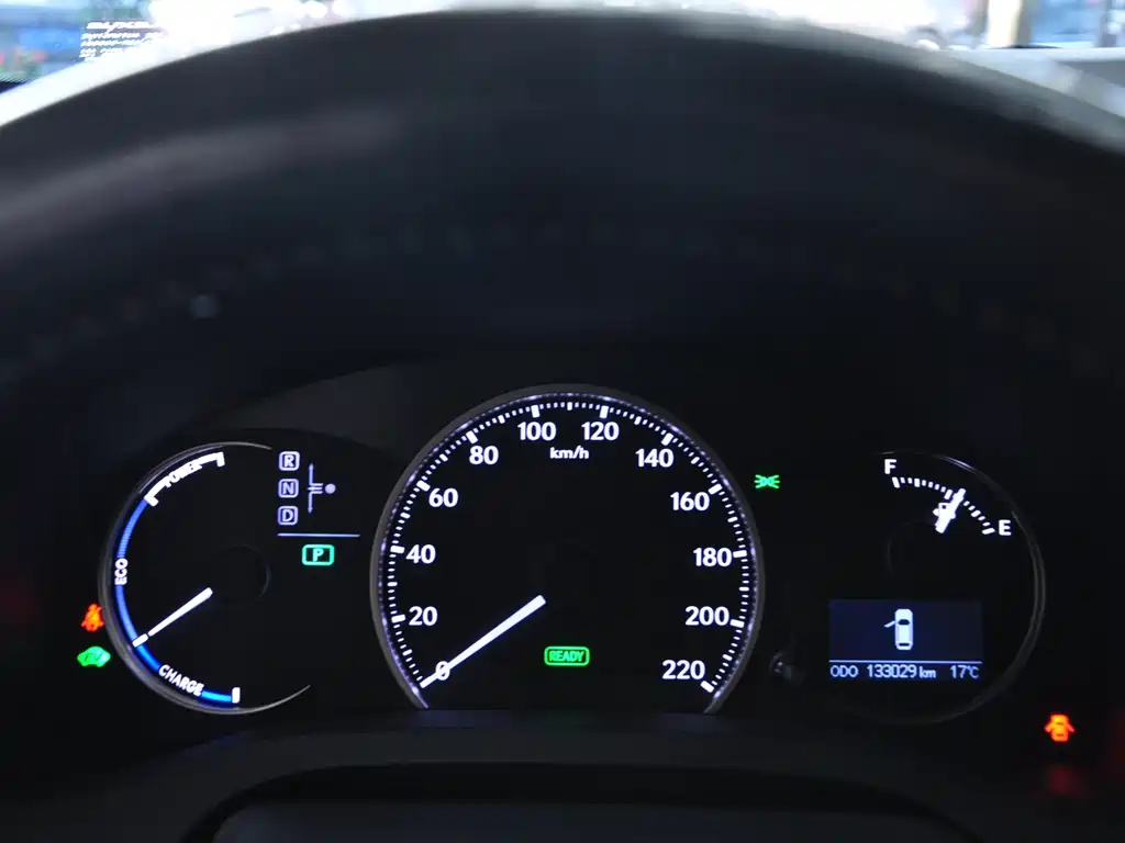 Lexus CT — миниатюра 8