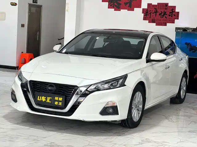 NISSAN TEANA
