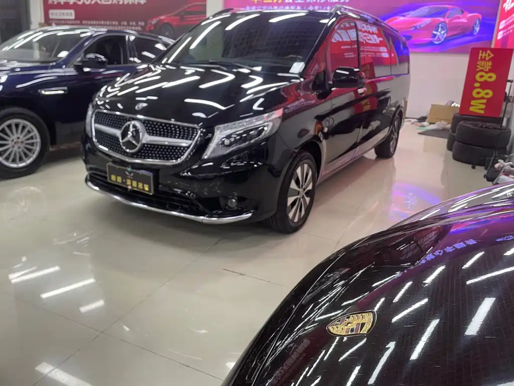 MERCEDES-BENZ VITO