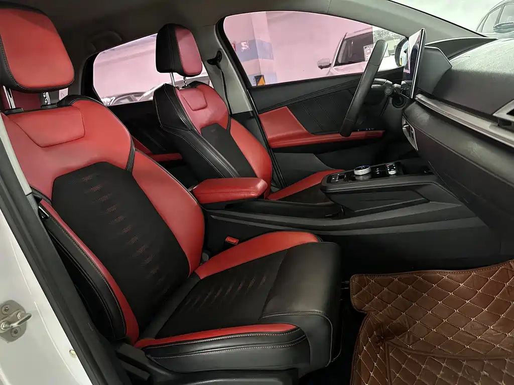BYD e2 — миниатюра 17