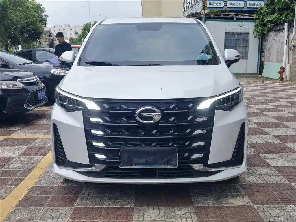 GAC Motor Trumpchi M6 — миниатюра 2