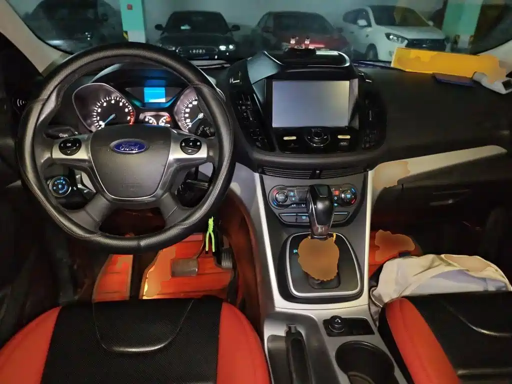 Ford Kuga — миниатюра 5