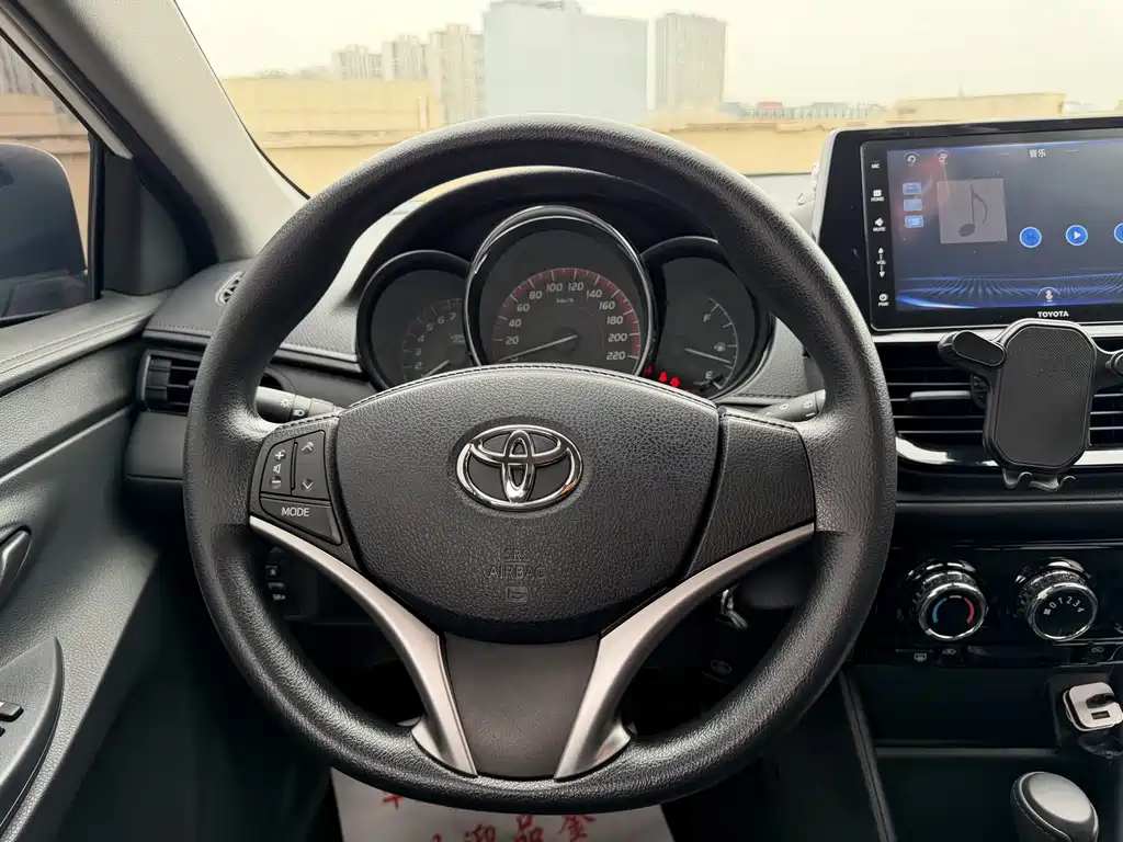 Toyota Vios FS — миниатюра 13