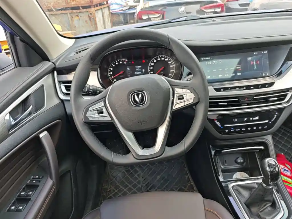 Changan CS35PLUS — миниатюра 7