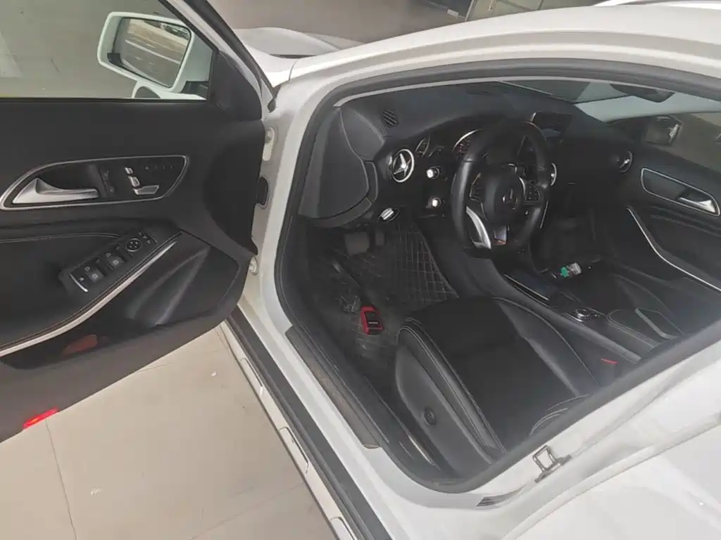 Mercedes-Benz GLA — миниатюра 16