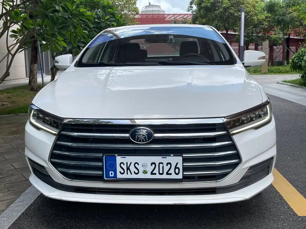 BYD Qin — миниатюра 2