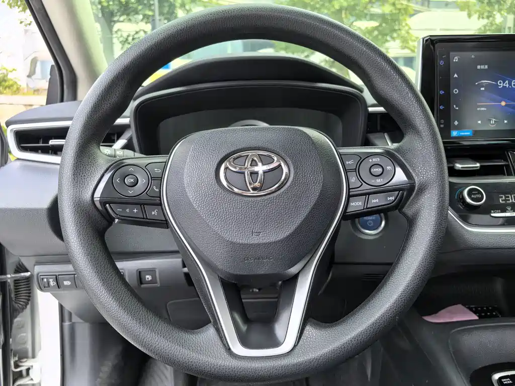 Toyota Corolla — миниатюра 15