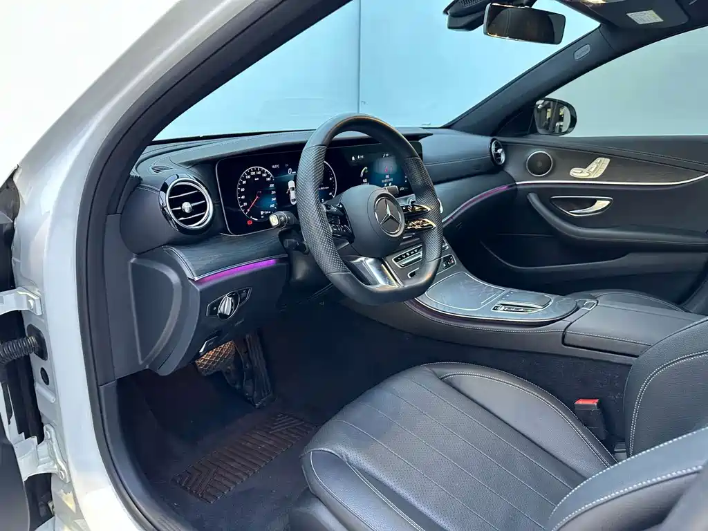 Mercedes-Benz E-Class (Import) — миниатюра 9