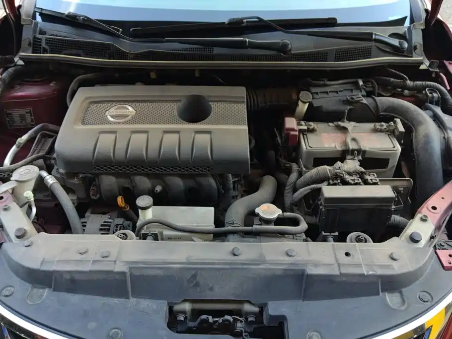 Nissan Tiida — миниатюра 10