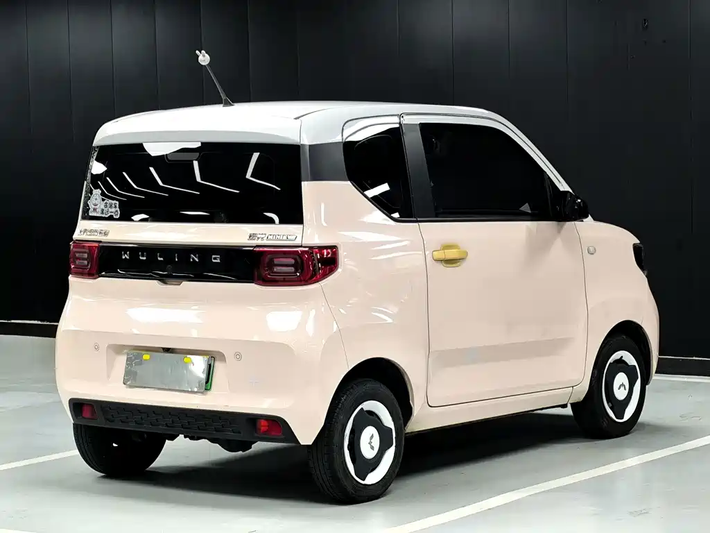 Wuling MINIEV — миниатюра 14
