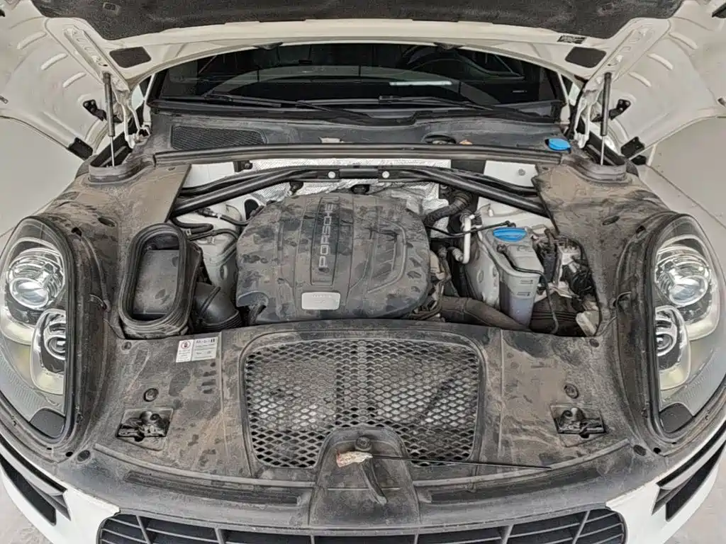 Porsche Macan — миниатюра 20