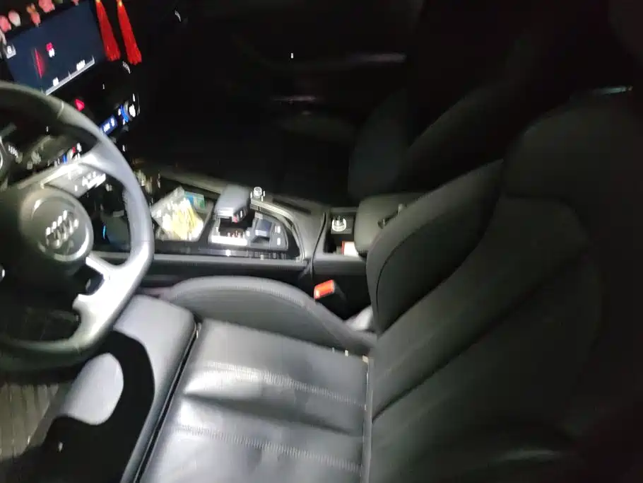 Audi A4L — миниатюра 8