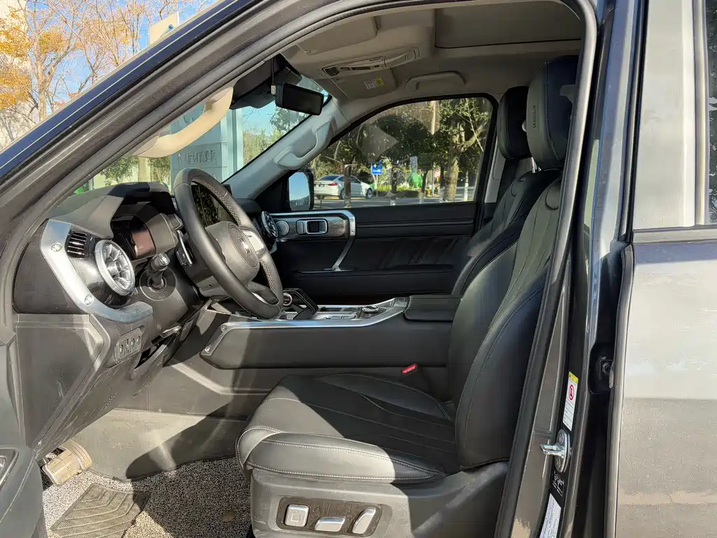 TANK TANK 400 NEW ENERGY