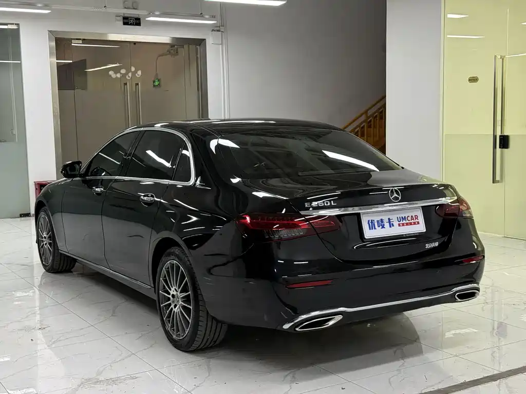 Mercedes-Benz E-Class E 2022 E 260 L