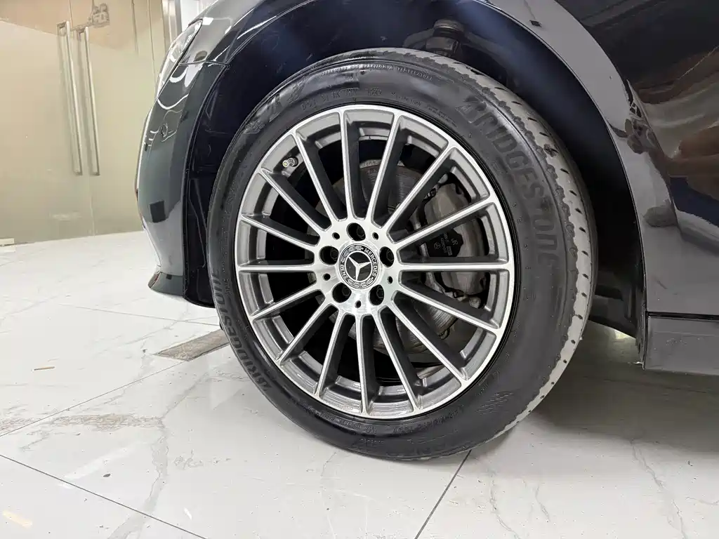 Mercedes-Benz E-Class E 2022 E 260 L