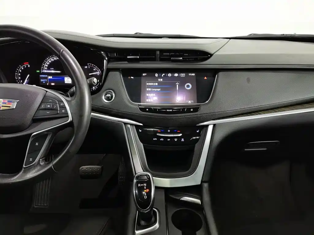 Cadillac XT5 — миниатюра 12