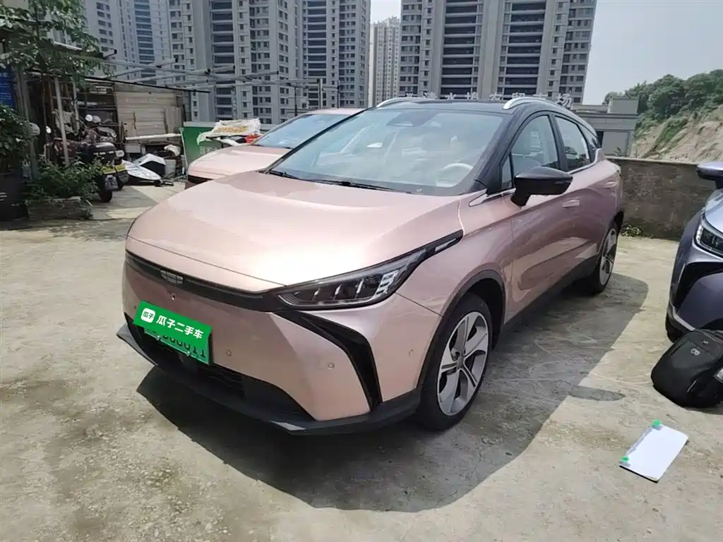 Geely M6 2022 580