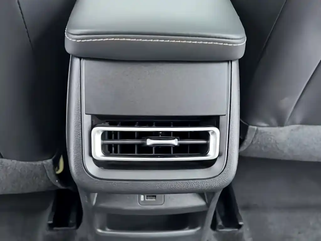 Changan Eado — миниатюра 11