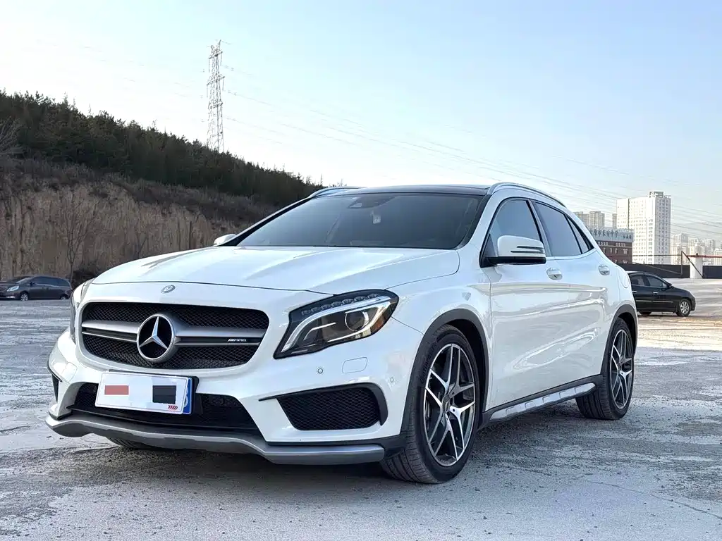 Mercedes-Benz GLA AMG 2016