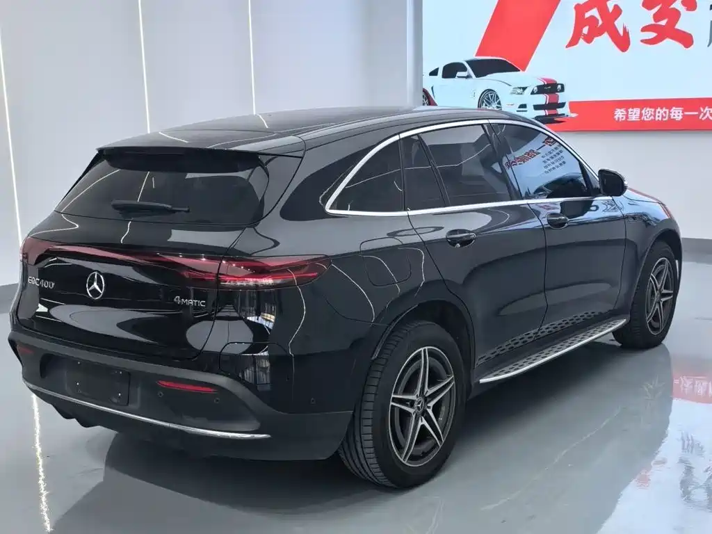 Mercedes-Benz EQC — миниатюра 15