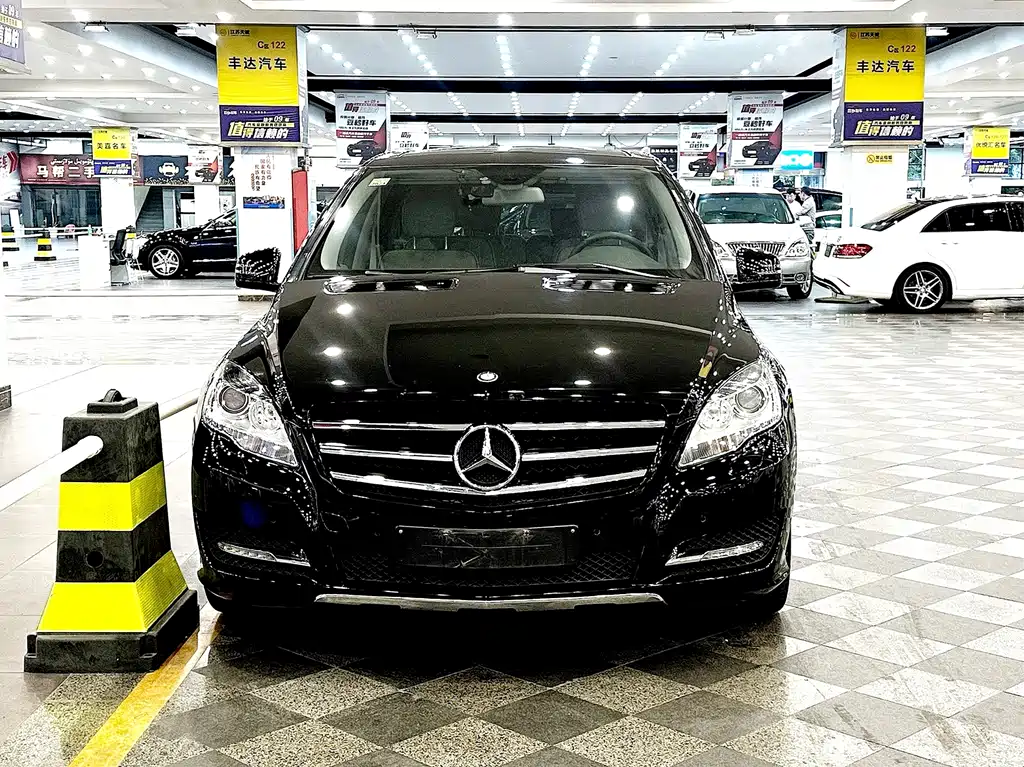 Mercedes-Benz R-Class — миниатюра 2