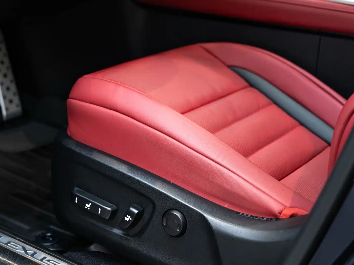 Lexus ES 2026 Синий из Китая